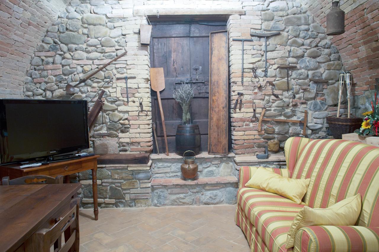 Вилла Residenza Storica Casale Pozzuolo Чиниджиано Экстерьер фото